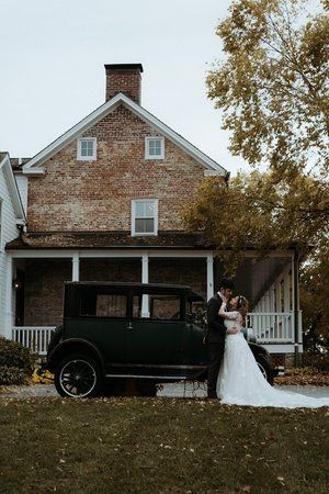 Wedding photo of a couple Broadside Visuals